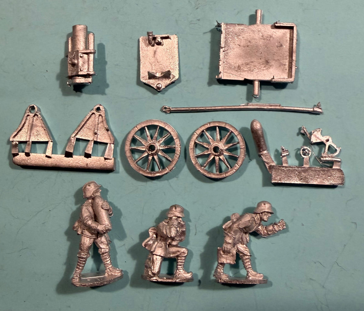 German 24.5cm Minenwerfer and 3 Crew - BG-WIWG39