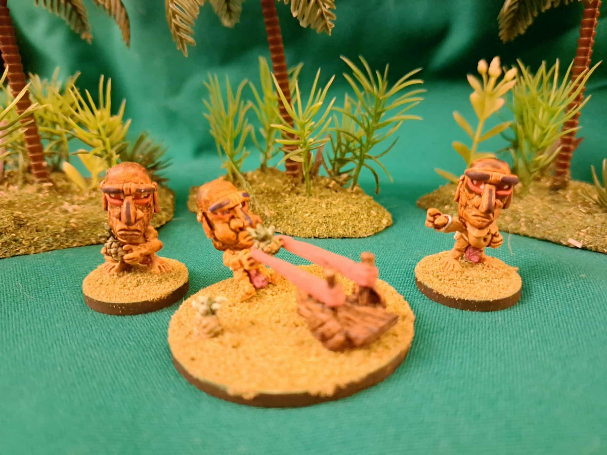 Hawaiian Gnome Pineapple Catapult - Gnome Wars